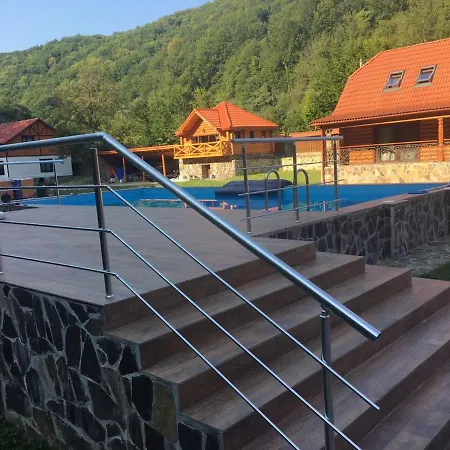 берлога Родниковка