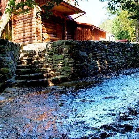 берлога Отель