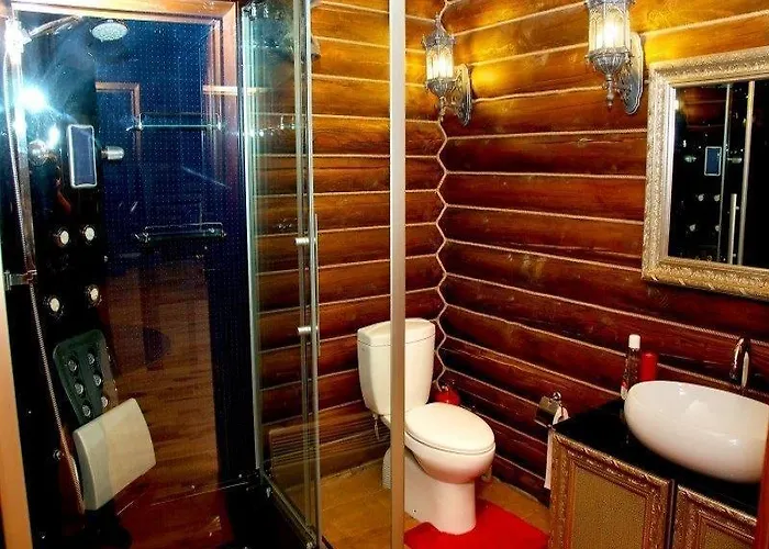 Berloga 4* Rodnikovka